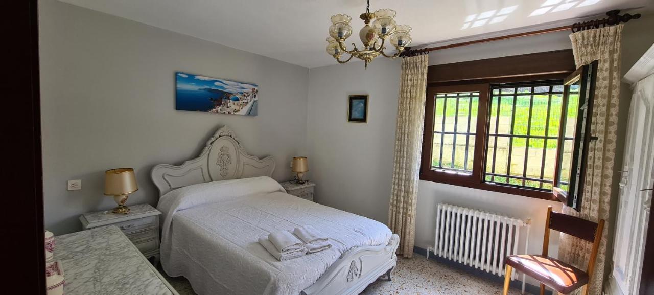 Villa Teresa Onís Exteriér fotografie